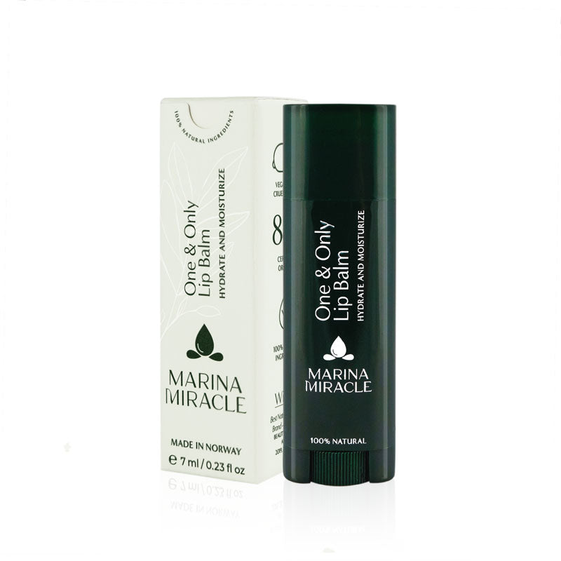 An organic lipbalm for dry lips that give lots of moisturization and protection for your lips.